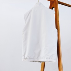 LoroPiana L.P FW早秋新品 Loro Piana双面穿马甲🎽 甄选高端双料织造,一面细腻针织亲肤柔和,另 LoroPiana L.P FW早秋新品 Loro Piana双面穿马甲🎽 甄选高端双料织造,一面细腻针织亲肤柔和,另