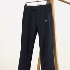 ARCTERYX 始祖鸟 2026FW早秋新品 机能加绒休闲裤👖复合三防面料,外层防泼耐磨,内里薄绒锁温,秋冬穿舒适不臃 ARCTERYX 始祖鸟 2026FW早秋新品 机能加绒休闲裤👖复合三防面料,外层防泼耐磨,内里薄绒锁温,秋冬穿舒适不臃