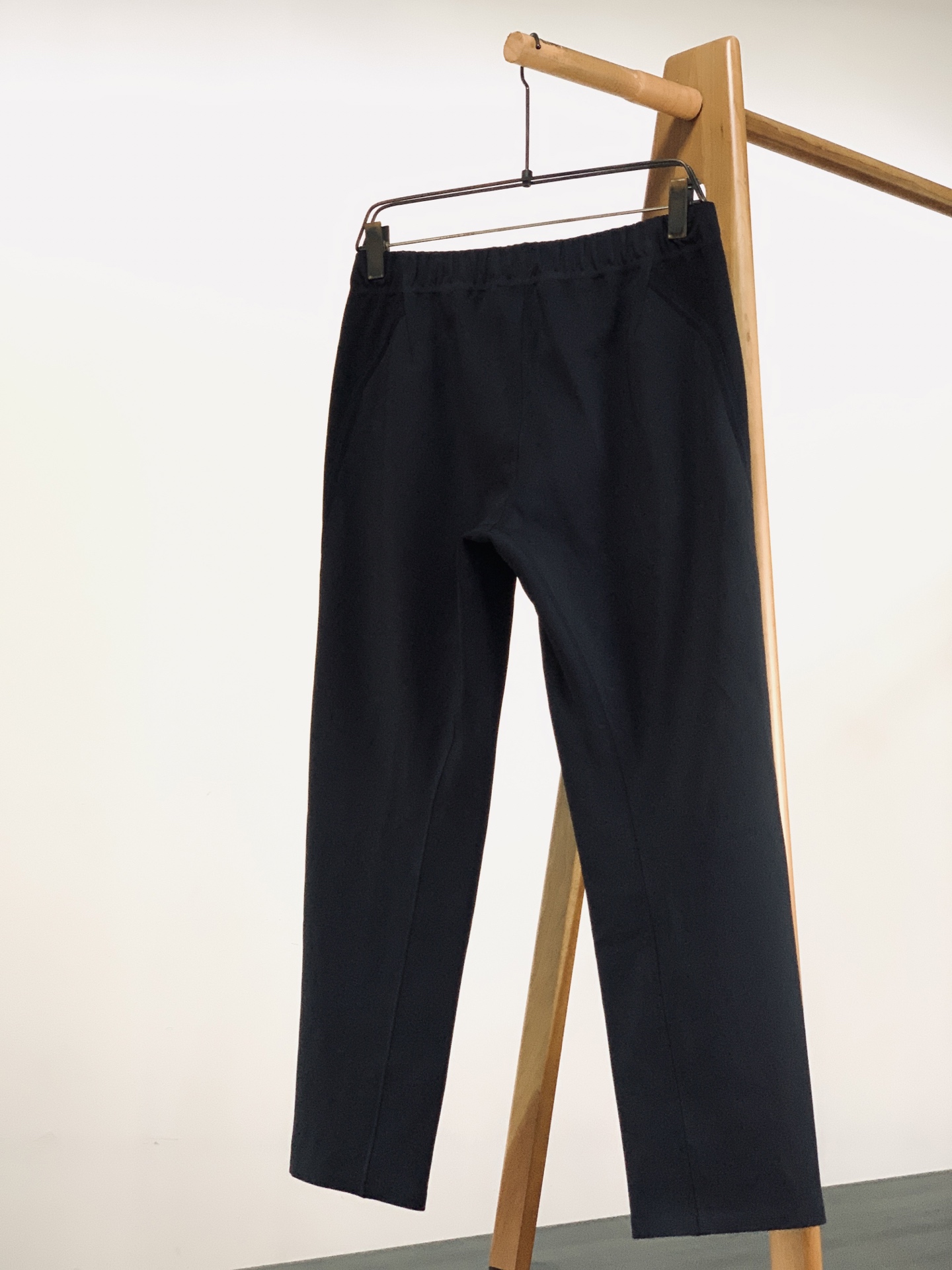 ARCTERYX 始祖鸟 2026FW早秋新品 机能休闲直筒裤👖硬核户外面料,轻薄速干还带防泼水效果。腰侧拼接透气网布, ARCTERYX 始祖鸟 2026FW早秋新品 机能休闲直筒裤👖硬核户外面料,轻薄速干还带防泼水效果。腰侧拼接透气网布,