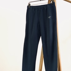 ARCTERYX 始祖鸟 2026FW早秋新品 机能休闲直筒裤👖硬核户外面料,轻薄速干还带防泼水效果。腰侧拼接透气网布, ARCTERYX 始祖鸟 2026FW早秋新品 机能休闲直筒裤👖硬核户外面料,轻薄速干还带防泼水效果。腰侧拼接透气网布,