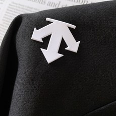 DESCENTE 迪桑特 2026FW早秋新品 半拉链立领功能长袖🥼专业运动机能面料,透气速干高弹力,大幅度运动毫无拘 DESCENTE 迪桑特 2026FW早秋新品 半拉链立领功能长袖🥼专业运动机能面料,透气速干高弹力,大幅度运动毫无拘