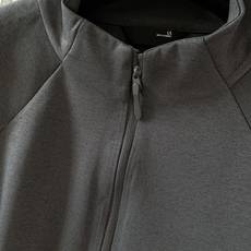 DESCENTE 迪桑特 2026FW早秋新品 半拉链立领功能长袖🥼专业运动机能面料,透气速干高弹力,大幅度运动毫无拘 DESCENTE 迪桑特 2026FW早秋新品 半拉链立领功能长袖🥼专业运动机能面料,透气速干高弹力,大幅度运动毫无拘