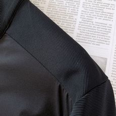 ARCTERYX 始祖鸟 2026FW早秋新品 半拉链立领机能长袖🥼拼接设计很有看点,肩部竖纹弹力面料搭配衣身速干机能料 ARCTERYX 始祖鸟 2026FW早秋新品 半拉链立领机能长袖🥼拼接设计很有看点,肩部竖纹弹力面料搭配衣身速干机能料