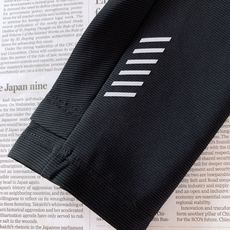 ARCTERYX 始祖鸟 2026FW早秋新品 半拉链立领机能长袖🥼拼接设计很有看点,肩部竖纹弹力面料搭配衣身速干机能料 ARCTERYX 始祖鸟 2026FW早秋新品 半拉链立领机能长袖🥼拼接设计很有看点,肩部竖纹弹力面料搭配衣身速干机能料