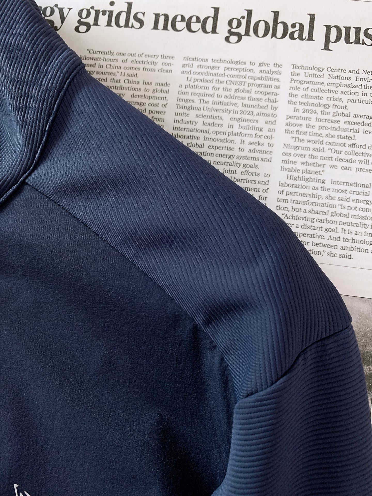 ARCTERYX 始祖鸟 2026FW早秋新品 半拉链立领机能长袖🥼拼接设计很有看点,肩部竖纹弹力面料搭配衣身速干机能料 ARCTERYX 始祖鸟 2026FW早秋新品 半拉链立领机能长袖🥼拼接设计很有看点,肩部竖纹弹力面料搭配衣身速干机能料