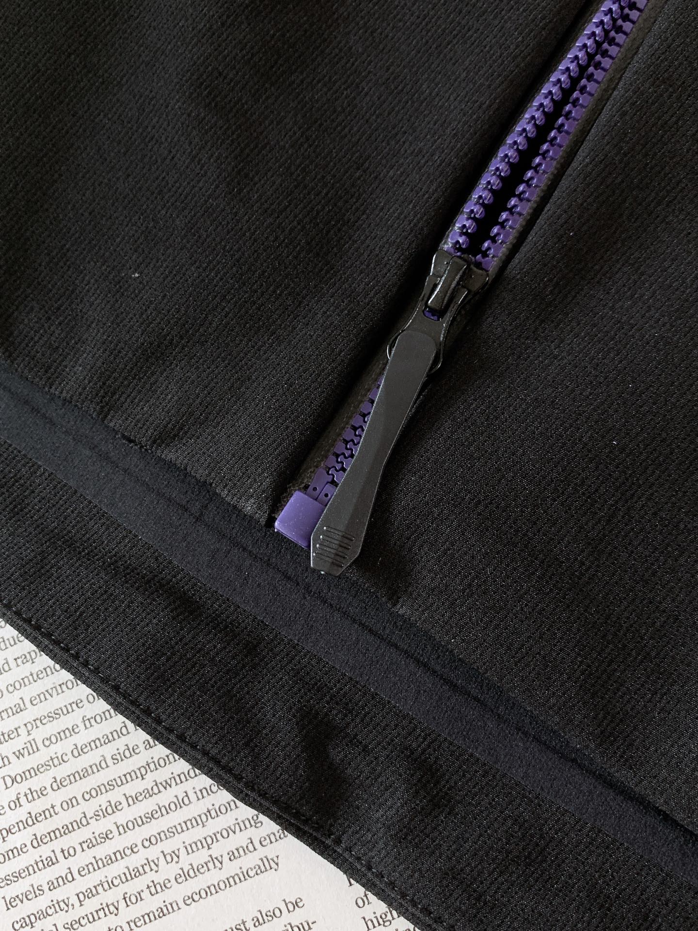 ARCTERYX 始祖鸟 2026FW早秋新品 连帽硬壳冲锋衣,专业级机能面料,防水透气耐磨。立体连帽带可调节抽绳,撞色 ARCTERYX 始祖鸟 2026FW早秋新品 连帽硬壳冲锋衣,专业级机能面料,防水透气耐磨。立体连帽带可调节抽绳,撞色