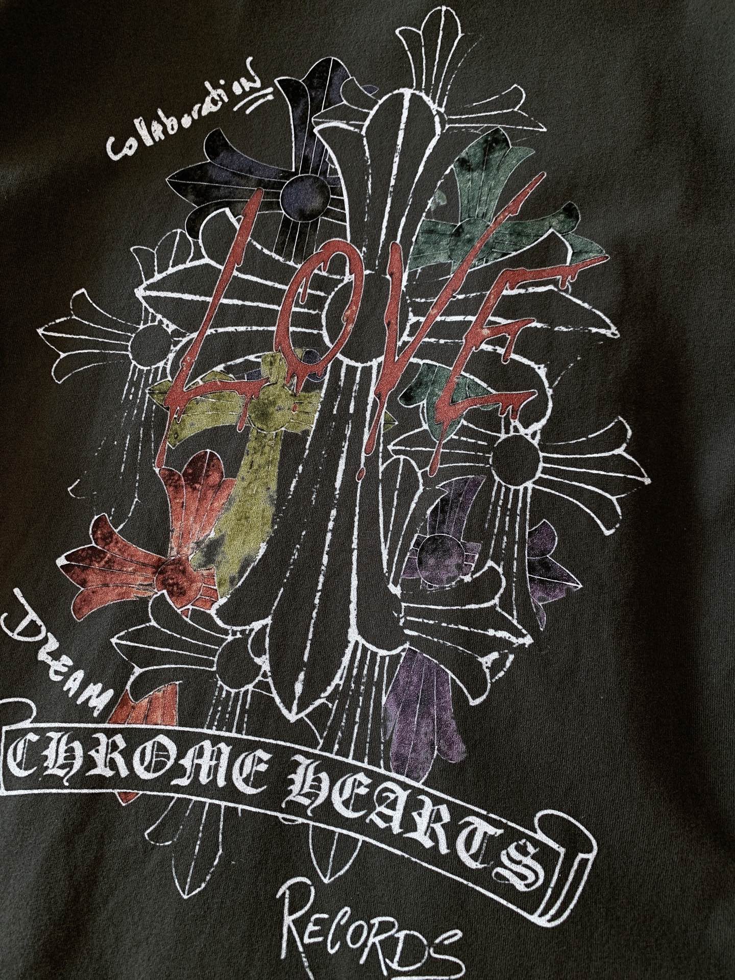 Chrome Hearts 克罗心 2026FW早秋新品 水彩十字长袖打底T恤🥼重磅水洗纯棉料子,软糯厚实,落肩宽松版 Chrome Hearts 克罗心 2026FW早秋新品 水彩十字长袖打底T恤🥼重磅水洗纯棉料子,软糯厚实,落肩宽松版