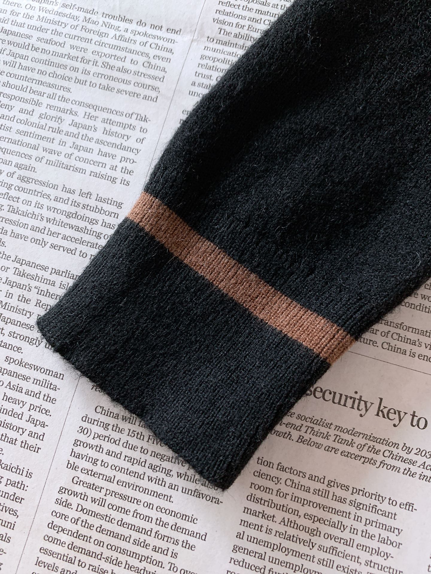 LoroPiana L.P FW早秋新品  半拉链Polo针织衫，意式轻奢质感单品！精选长绒棉针织料子，手感软糯细腻，上