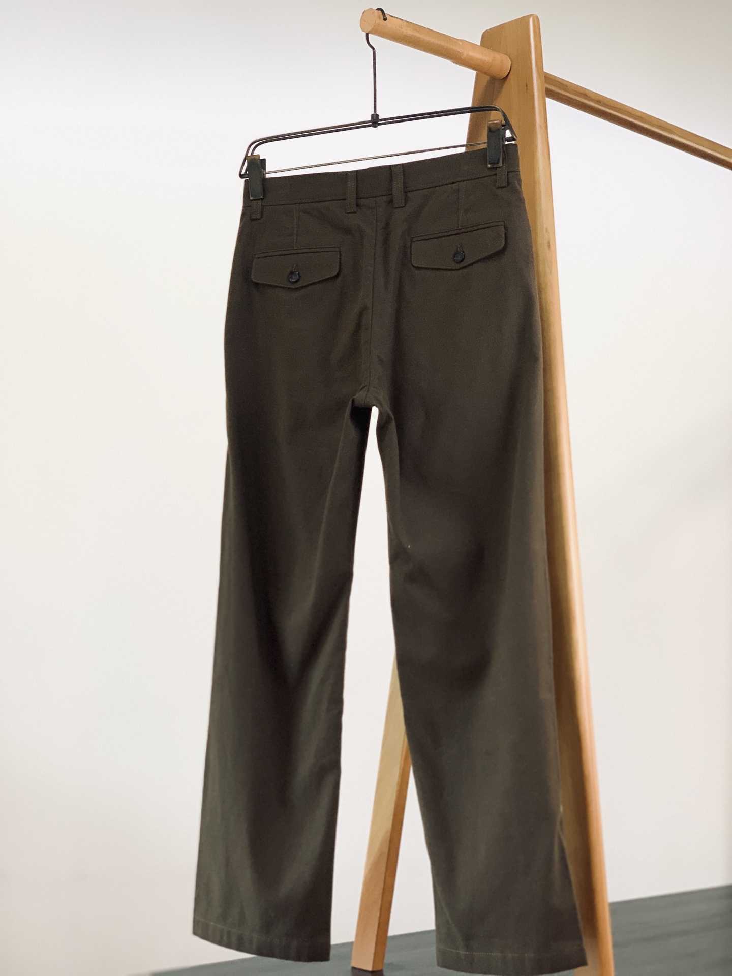 LoroPiana L.P FW早秋新品 时尚休闲长裤👖意式低调天花板!精选混纺肌理面料,手感细腻扎实,垂感好不易褶皱 LoroPiana L.P FW早秋新品 时尚休闲长裤👖意式低调天花板!精选混纺肌理面料,手感细腻扎实,垂感好不易褶皱