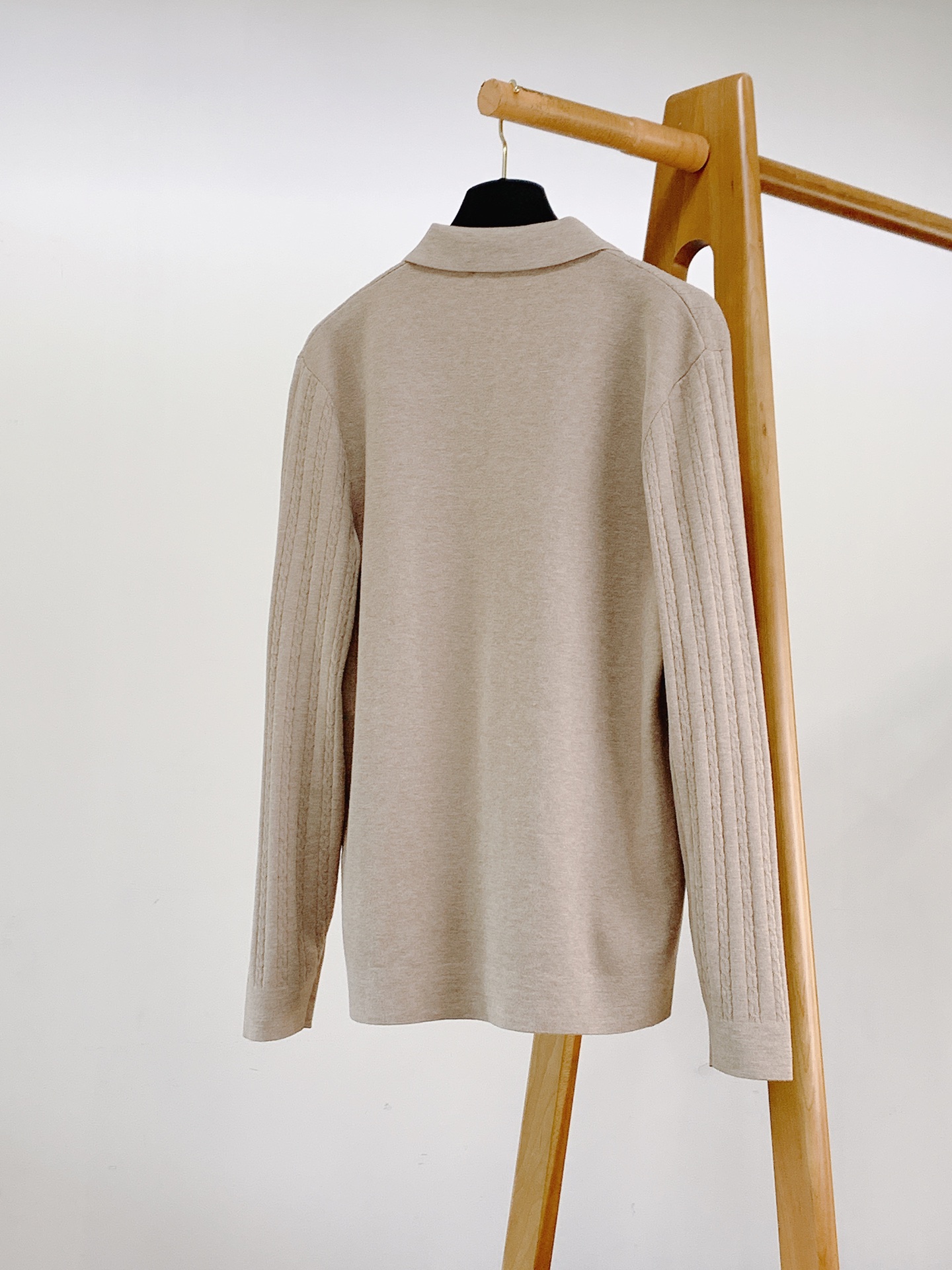 Brunello Cucinelli 布鲁奈罗.库奇内利 2026FW早秋新品 BC 长袖针织Polo,意式低调绅士款! Brunello Cucinelli 布鲁奈罗.库奇内利 2026FW早秋新品 BC 长袖针织Polo,意式低调绅士款!
