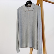 LoroPiana L.P FW早秋新品 长袖针织Polo衫,意式低调绅士单品。精选全棉精细针织面料,肌理细腻柔软,上 LoroPiana L.P FW早秋新品 长袖针织Polo衫,意式低调绅士单品。精选全棉精细针织面料,肌理细腻柔软,上