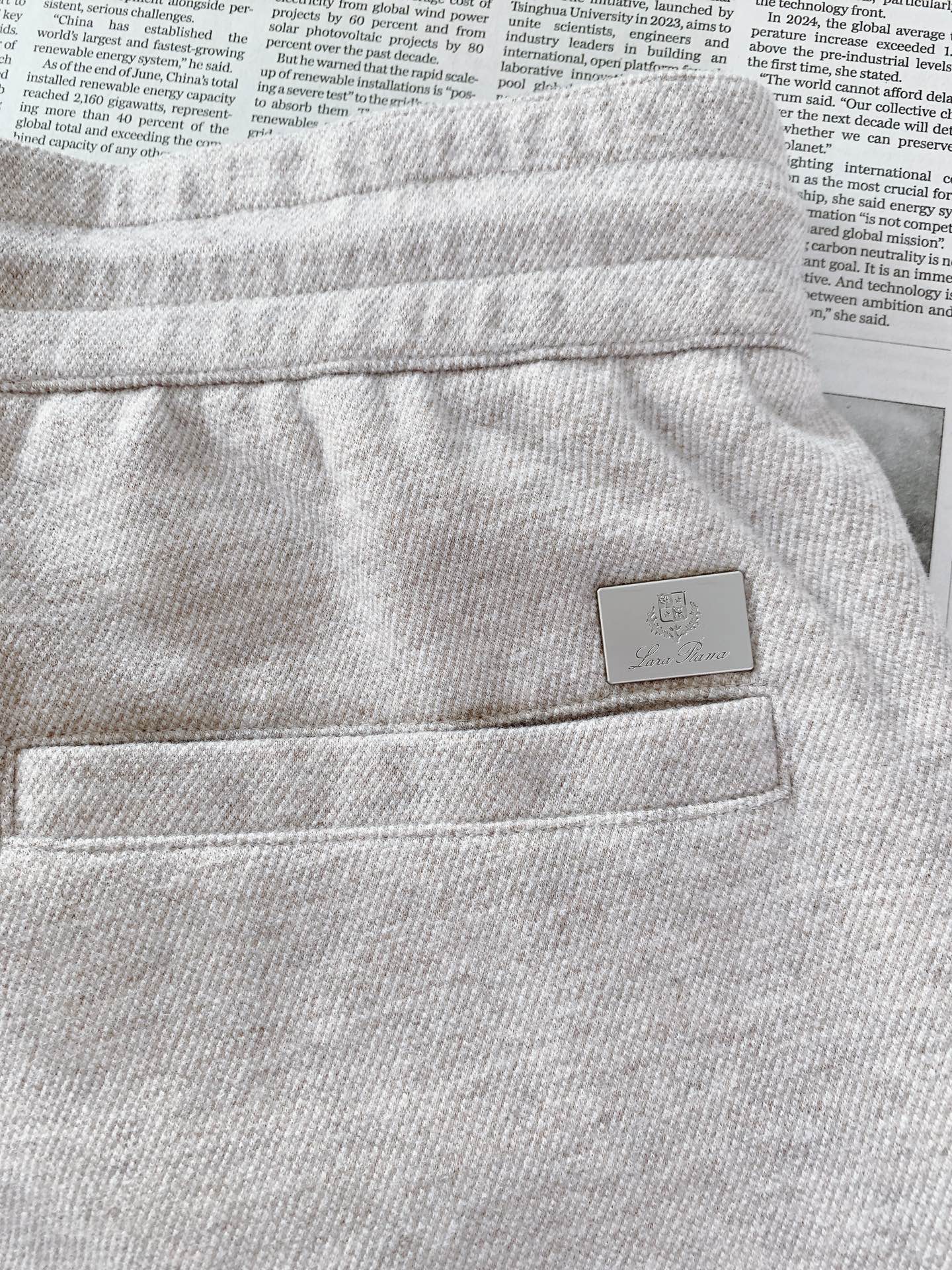 LoroPiana L.P FW早秋新品  Loro Piana重磅休闲直筒裤，意式轻奢的质感体现！精选高端混纺针织料子