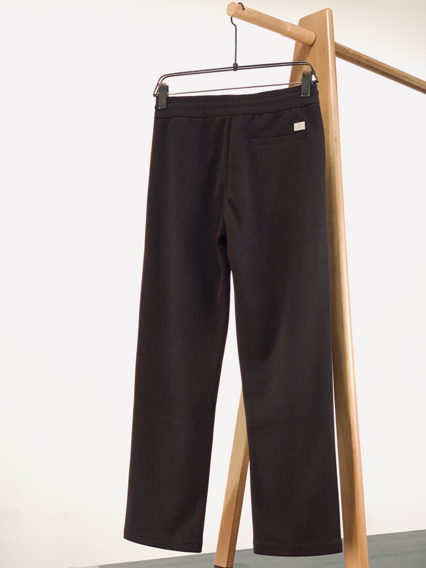 LoroPiana L.P FW早秋新品  Loro Piana重磅休闲直筒裤，意式轻奢的质感体现！精选高端混纺针织料子