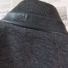LoroPiana L.P FW早秋新品 立领拉链套装🥼精选棉与天丝混纺面料,肌理细腻柔和,触感温润亲肤,自带低调哑光质 LoroPiana L.P FW早秋新品 立领拉链套装🥼精选棉与天丝混纺面料,肌理细腻柔和,触感温润亲肤,自带低调哑光质