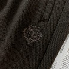 LoroPiana L.P FW早秋新品 立领拉链套装🥼精选棉与天丝混纺面料,肌理细腻柔和,触感温润亲肤,自带低调哑光质 LoroPiana L.P FW早秋新品 立领拉链套装🥼精选棉与天丝混纺面料,肌理细腻柔和,触感温润亲肤,自带低调哑光质
