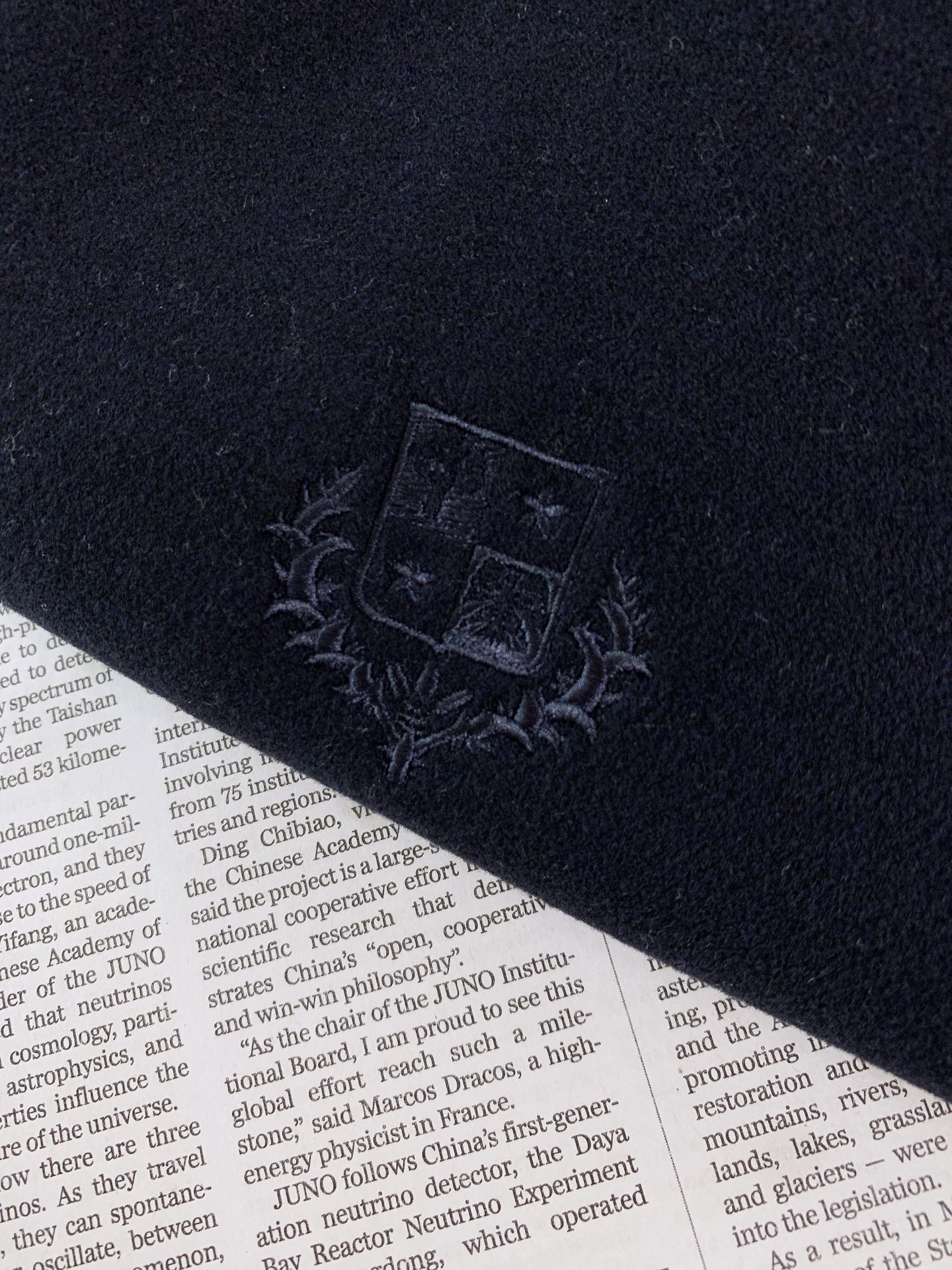 LoroPiana L.P FW早秋新品 立领拉链套装🥼精选棉与天丝混纺面料，肌理细腻柔和，触感温润亲肤，自带低调哑光质