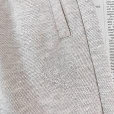 LoroPiana L.P FW早秋新品 立领拉链套装🥼精选棉与天丝混纺面料,肌理细腻柔和,触感温润亲肤,自带低调哑光质 LoroPiana L.P FW早秋新品 立领拉链套装🥼精选棉与天丝混纺面料,肌理细腻柔和,触感温润亲肤,自带低调哑光质