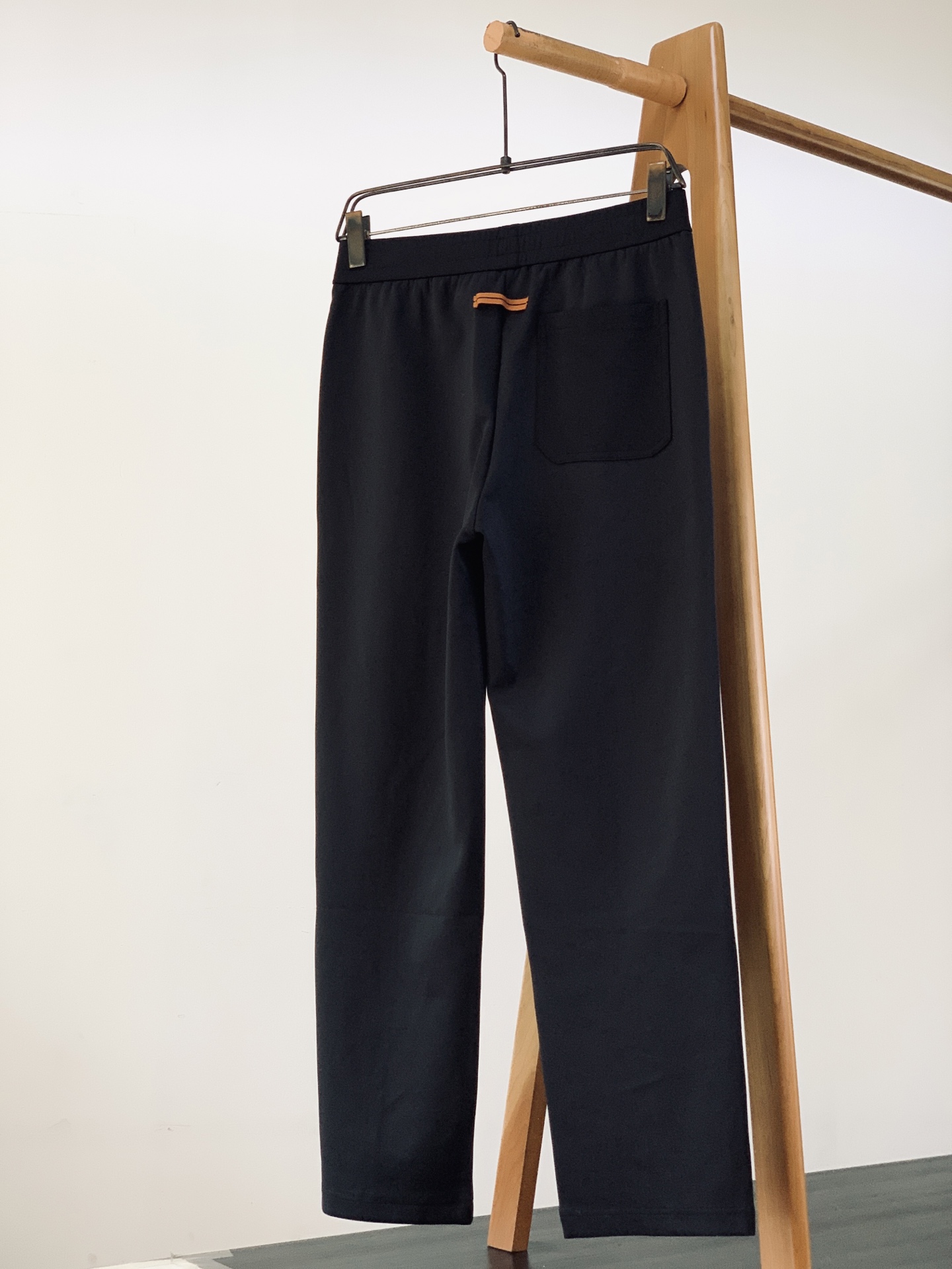 Ermenegildo Zegna 杰尼亚 2026FW早秋新品  新款连帽休闲套装，高端混纺弹力面料，垂感拉满，抗皱好