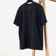LouisVuitton 路易威登 烫钻短袖T恤👕 甄选高克重精选棉质面料,触感细腻柔软,透气不闷汗,垂坠感优秀,上身挺 LouisVuitton 路易威登 烫钻短袖T恤👕 甄选高克重精选棉质面料,触感细腻柔软,透气不闷汗,垂坠感优秀,上身挺