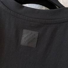 LouisVuitton 路易威登 烫钻短袖T恤👕 甄选高克重精选棉质面料,触感细腻柔软,透气不闷汗,垂坠感优秀,上身挺 LouisVuitton 路易威登 烫钻短袖T恤👕 甄选高克重精选棉质面料,触感细腻柔软,透气不闷汗,垂坠感优秀,上身挺