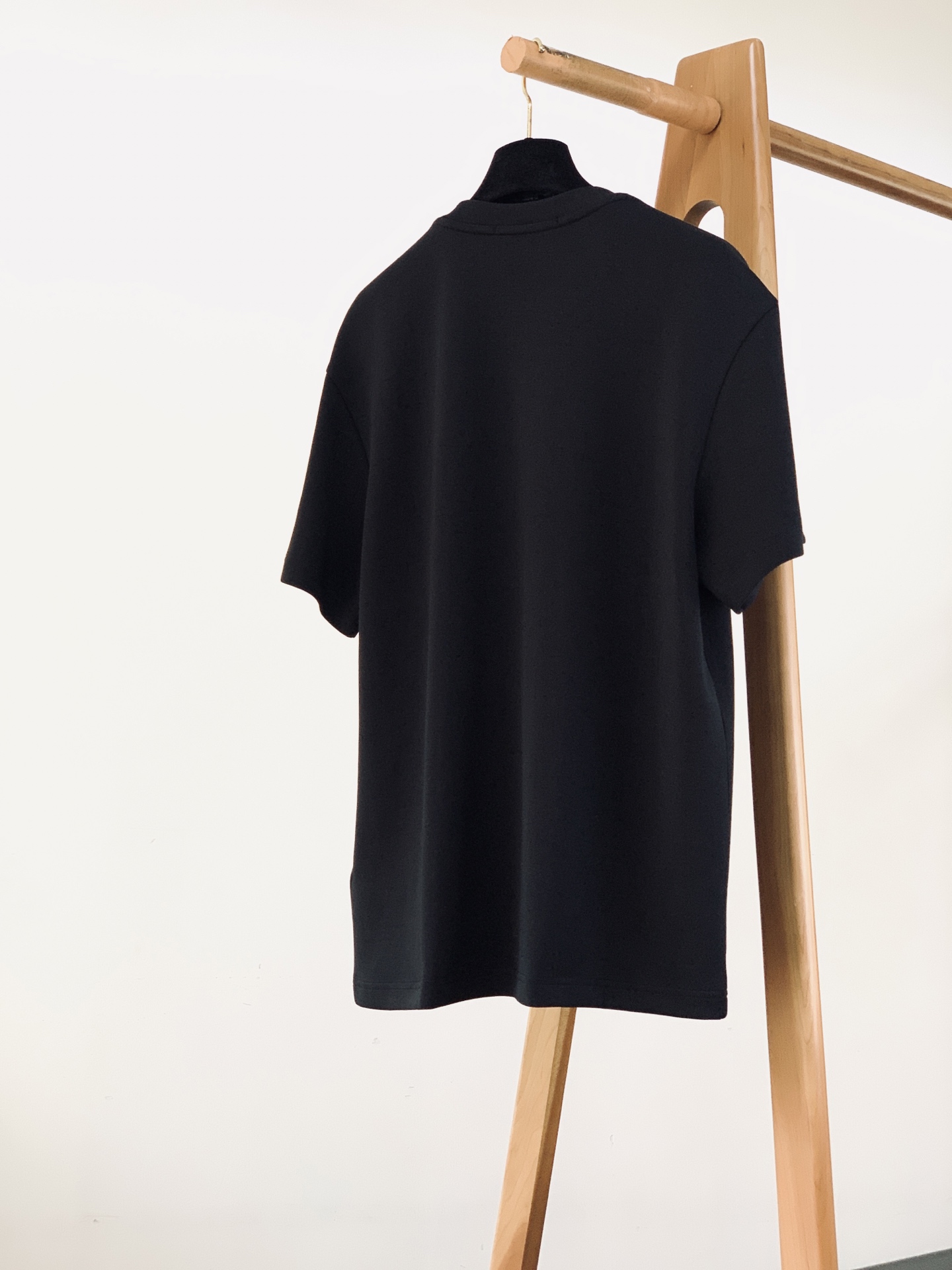 LouisVuitton 路易威登 2026FW早秋新品 积木字母印花打底T恤👕 甄选高支重磅莫斯3D棉面料,触感细腻软 LouisVuitton 路易威登 2026FW早秋新品 积木字母印花打底T恤👕 甄选高支重磅莫斯3D棉面料,触感细腻软