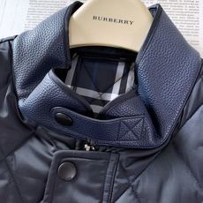 Burberry 巴宝莉 2026FW早秋新品 薄棉菱格马甲🎽甄选抗皱防风尼龙面料,内里填充轻盈薄棉,上身无厚重压迫感, Burberry 巴宝莉 2026FW早秋新品 薄棉菱格马甲🎽甄选抗皱防风尼龙面料,内里填充轻盈薄棉,上身无厚重压迫感,