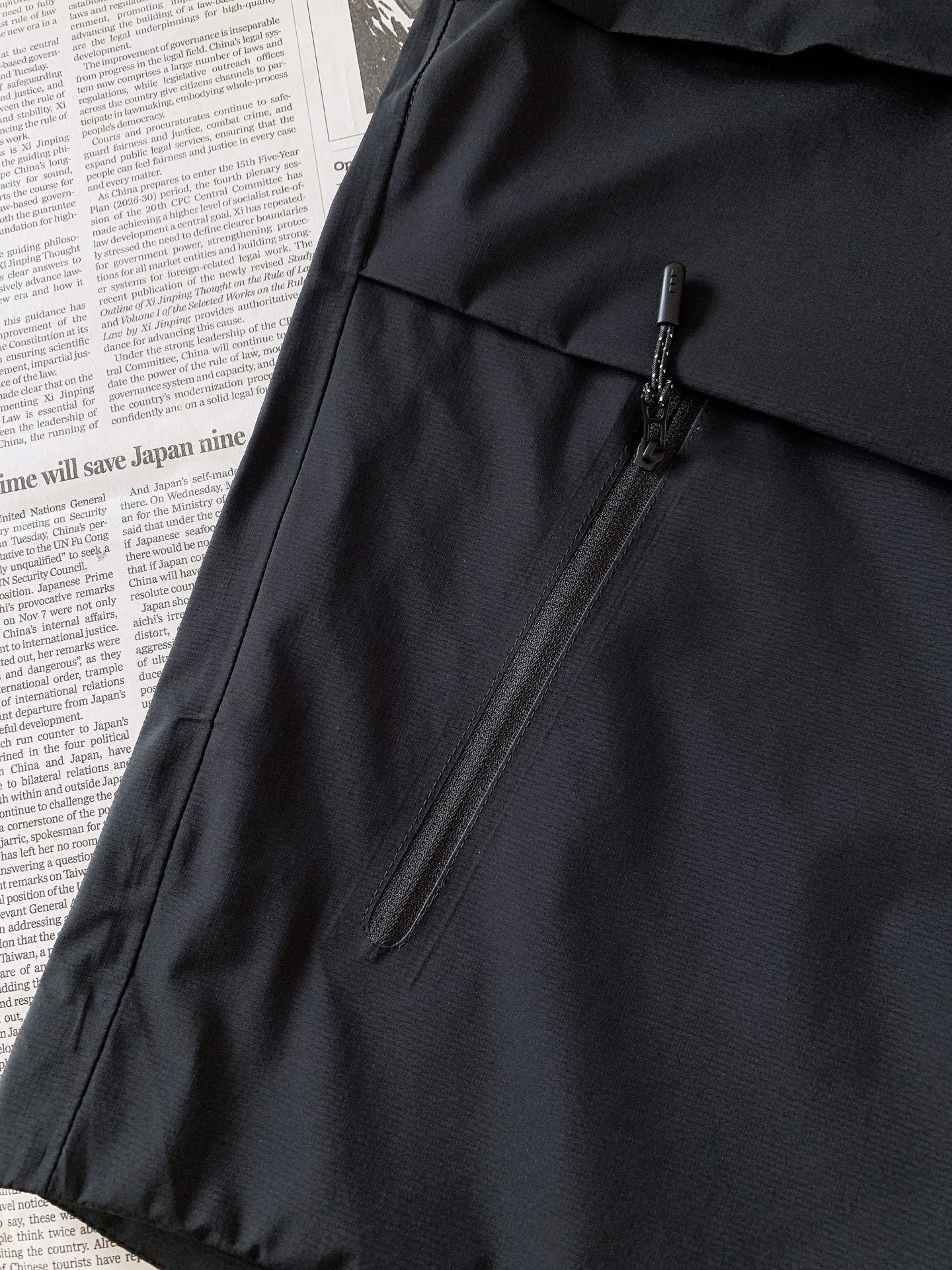 Ermenegildo Zegna 杰尼亚 2026FW早秋新品  休闲连帽冲锋衣🥼 选用高密功能性防风防水面料，自带挺