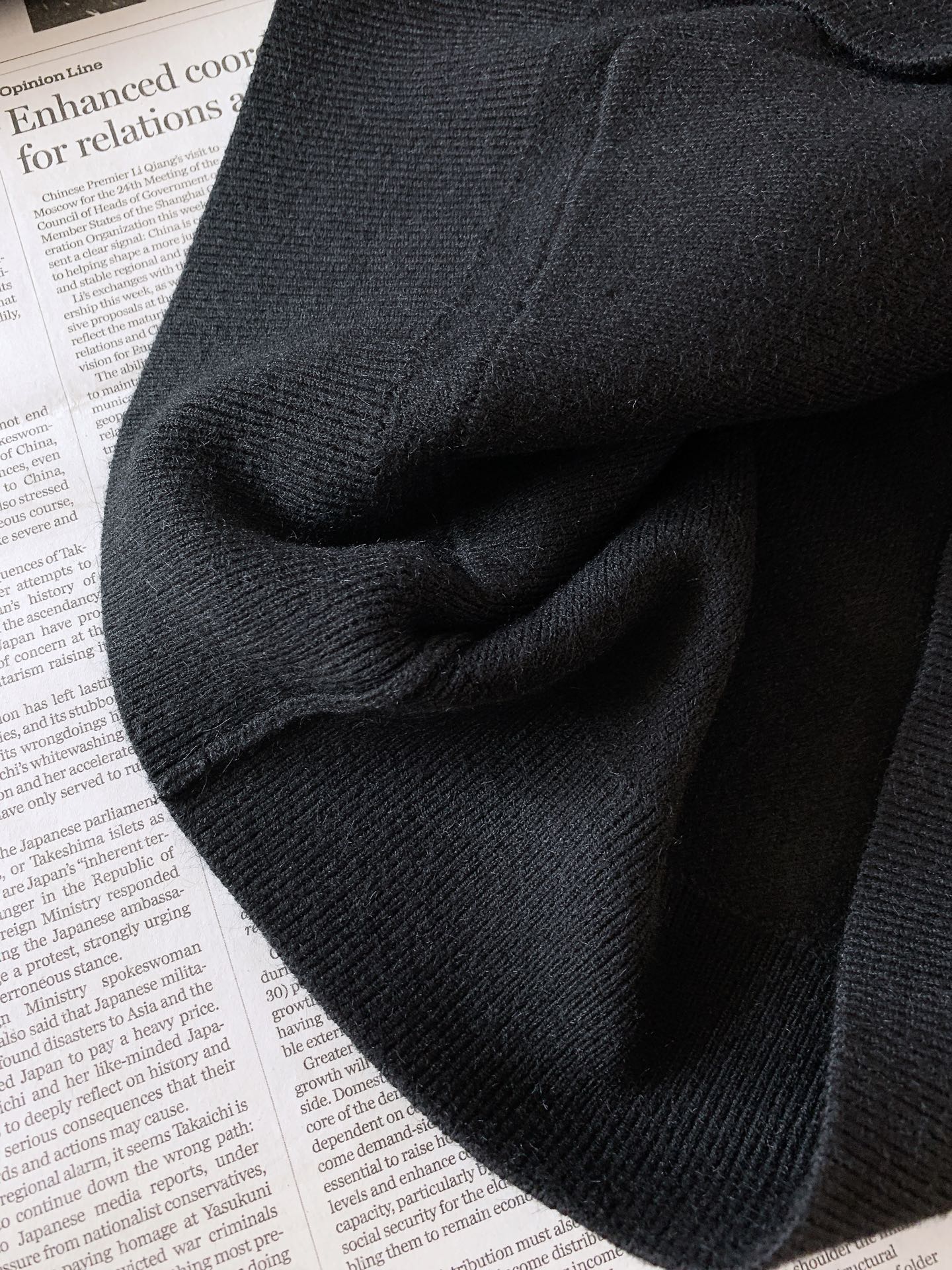 LoroPiana L.P FW早秋新品 休闲针织外套🧥甄选细腻羊毛针织面料，纱线紧密扎实，触感软糯顺滑，自带温润哑光质