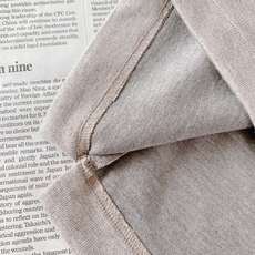 LoroPiana L.P FW早秋新品 高端打底短袖T恤👕采用品牌专属细腻混纺针织面料,上手软糯顺滑,细腻肌理自带柔光 LoroPiana L.P FW早秋新品 高端打底短袖T恤👕采用品牌专属细腻混纺针织面料,上手软糯顺滑,细腻肌理自带柔光