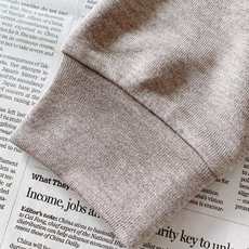 Berluti 伯鲁蒂 2026FW秋冬新品 半拉链长袖Polo,男士衣柜里的高阶刚需单品。 甄选高定混纺针织料子,上 Berluti 伯鲁蒂 2026FW秋冬新品 半拉链长袖Polo,男士衣柜里的高阶刚需单品。 甄选高定混纺针织料子,上