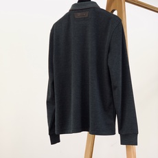 Berluti 伯鲁蒂 2026FW秋冬新品 半拉链长袖Polo,男士衣柜里的高阶刚需单品。 甄选高定混纺针织料子,上 Berluti 伯鲁蒂 2026FW秋冬新品 半拉链长袖Polo,男士衣柜里的高阶刚需单品。 甄选高定混纺针织料子,上
