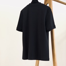 LouisVuitton 路易威登 2026FW早秋新品 圆领刺绣打底T恤👕甄选精梳针织料子,手感软糯细腻,垂感很好上身 LouisVuitton 路易威登 2026FW早秋新品 圆领刺绣打底T恤👕甄选精梳针织料子,手感软糯细腻,垂感很好上身