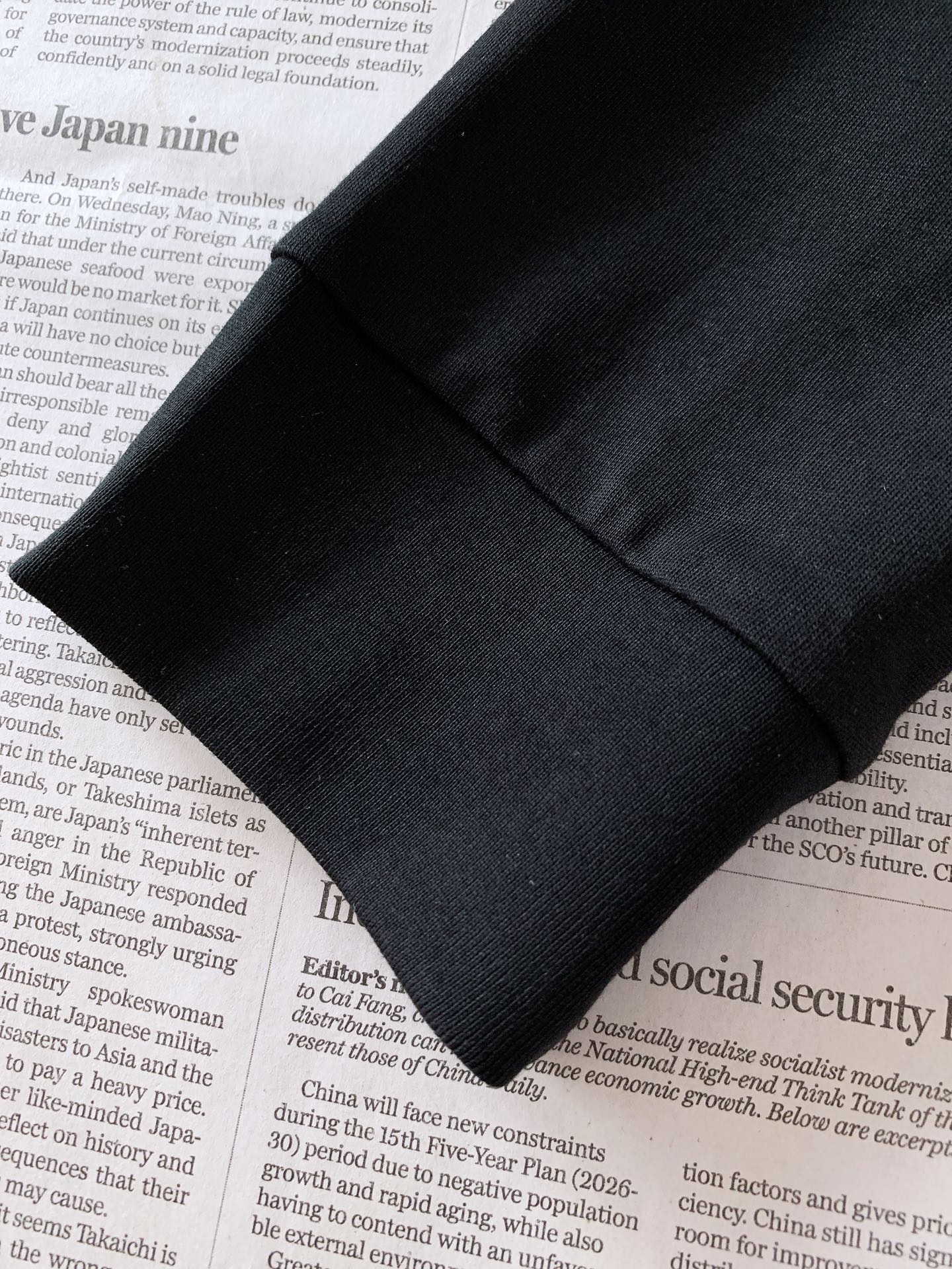 Dior Homme 迪奥·桀傲 2026FW秋冬新品 休闲长袖打底T恤🥼 甄选100%高支精梳棉面料,触感细腻软糯,透 Dior Homme 迪奥·桀傲 2026FW秋冬新品 休闲长袖打底T恤🥼 甄选100%高支精梳棉面料,触感细腻软糯,透