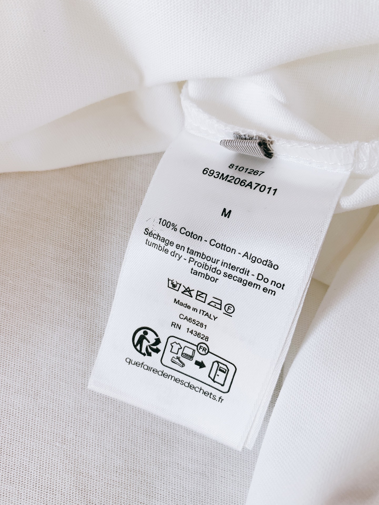 Dior Homme 迪奥·桀傲 2026FW秋冬新品 休闲长袖打底T恤🥼 甄选100%高支精梳棉面料,触感细腻软糯,透 Dior Homme 迪奥·桀傲 2026FW秋冬新品 休闲长袖打底T恤🥼 甄选100%高支精梳棉面料,触感细腻软糯,透