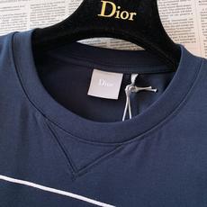 Dior Homme 迪奥·桀傲 2026FW秋冬新品 白鲸🐳刺绣T恤 甄选100%高支纯棉面料,触感细腻软糯,透气亲肤 Dior Homme 迪奥·桀傲 2026FW秋冬新品 白鲸🐳刺绣T恤 甄选100%高支纯棉面料,触感细腻软糯,透气亲肤