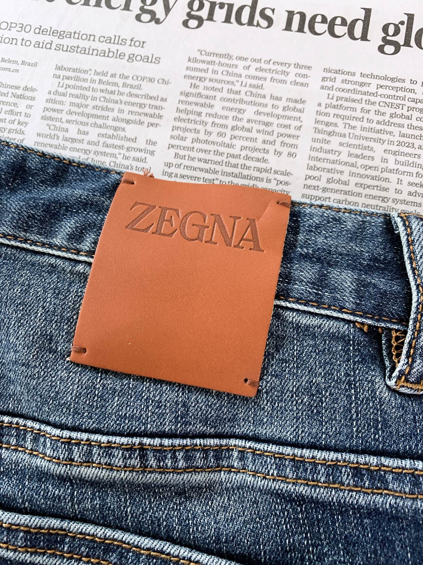 Ermenegildo Zegna 杰尼亚 2026FW早秋新品  男士水洗直筒牛仔裤👖 奢牌经典牛仔，复古蓝调水洗，色