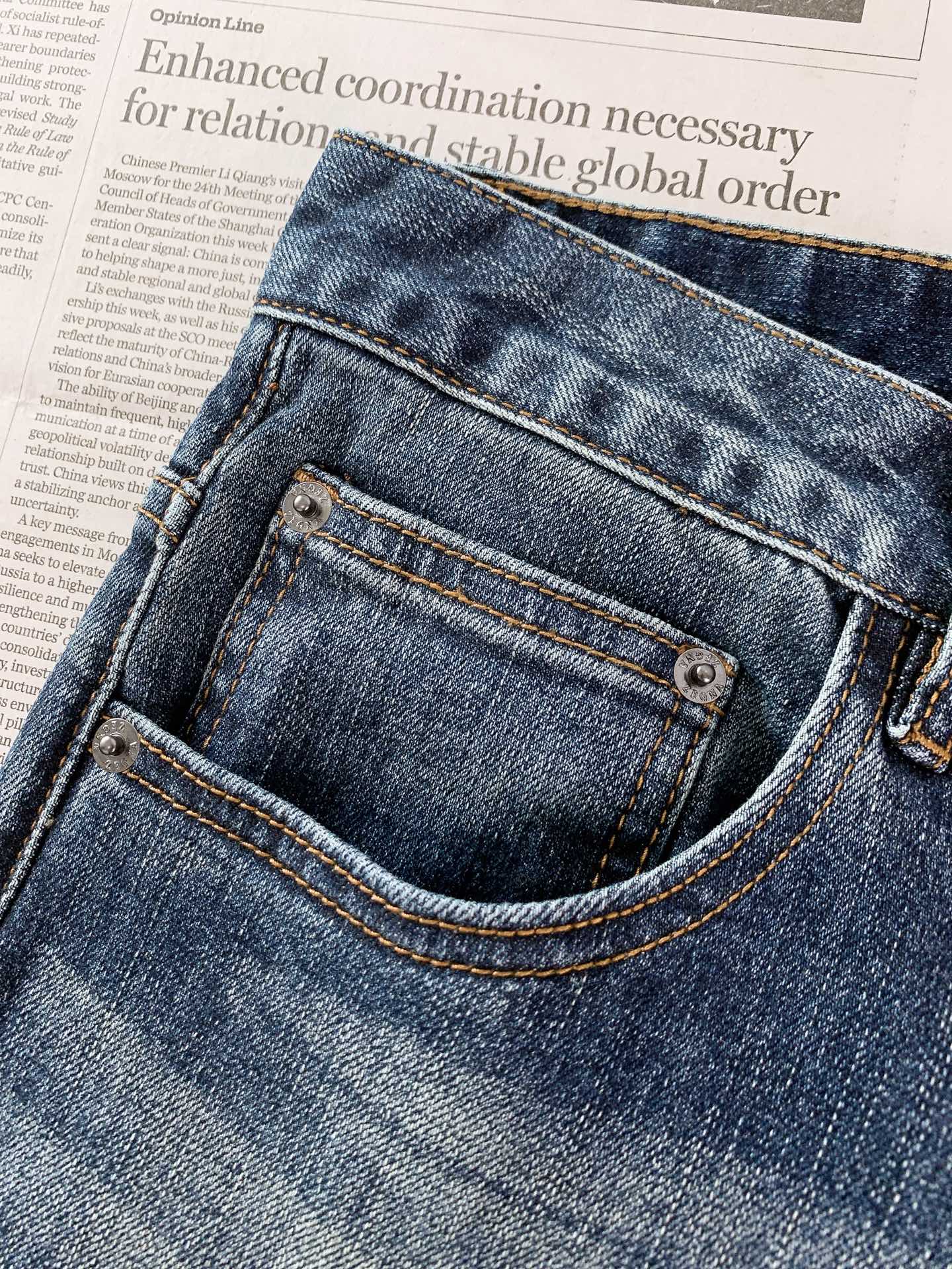 Ermenegildo Zegna 杰尼亚 2026FW早秋新品  男士水洗直筒牛仔裤👖 奢牌经典牛仔，复古蓝调水洗，色