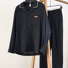 Ermenegildo Zegna 杰尼亚 2026FW早秋新品 休闲亚麻套装|意式松弛感拉满 亚麻混纺料子,天然肌理 Ermenegildo Zegna 杰尼亚 2026FW早秋新品 休闲亚麻套装|意式松弛感拉满 亚麻混纺料子,天然肌理