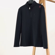 Moncler 蒙口 2026FW早秋新品 半拉链立领长袖打底🥼 早秋刚需款!高弹机能针织料,柔软有弹力 半开金属拉链 Moncler 蒙口 2026FW早秋新品 半拉链立领长袖打底🥼 早秋刚需款!高弹机能针织料,柔软有弹力 半开金属拉链