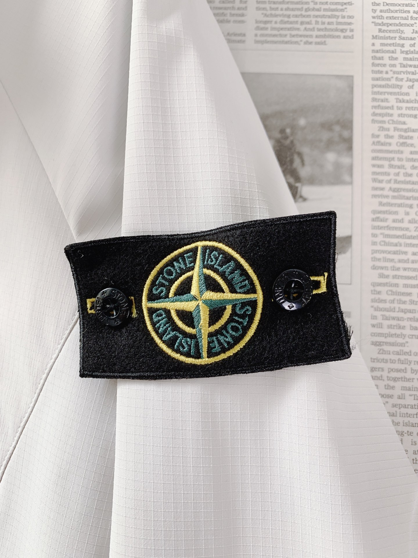 Stone Island 石头岛 2026FW早秋新品 连帽机能冲锋夹克🥼 经典罗盘徽章袖标,可拆卸设计 格纹防泼水面 Stone Island 石头岛 2026FW早秋新品 连帽机能冲锋夹克🥼 经典罗盘徽章袖标,可拆卸设计 格纹防泼水面