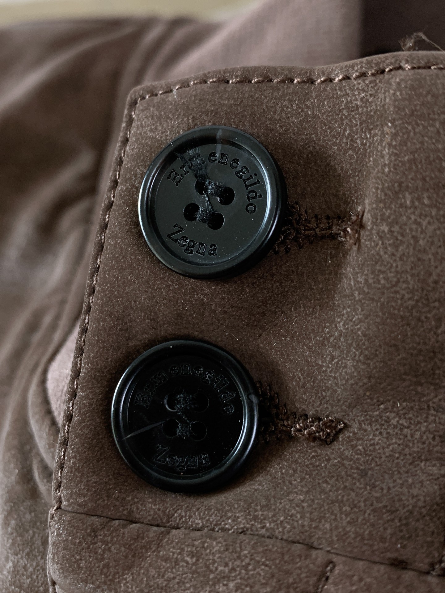 Ermenegildo Zegna 杰尼亚 2026FW早秋新品  仿麂皮棒球夹克🥼甄选高品质仿麂皮面料，自带细腻柔和的