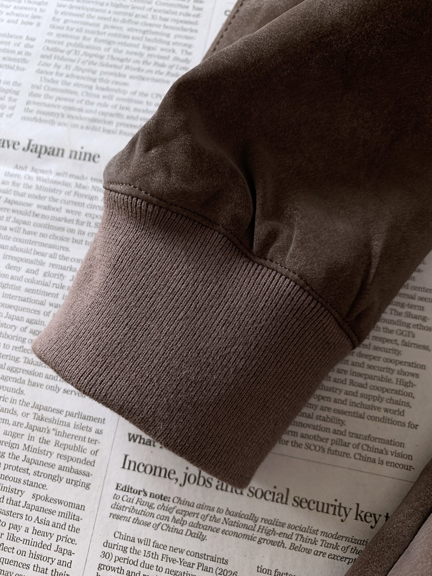 Ermenegildo Zegna 杰尼亚 2026FW早秋新品  仿麂皮棒球夹克🥼甄选高品质仿麂皮面料，自带细腻柔和的