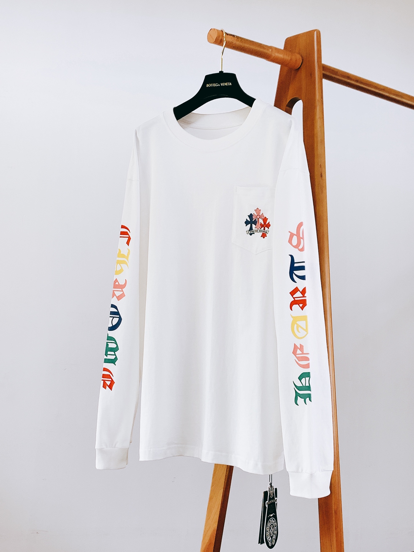 Chrome Hearts克罗心 2026FW早秋新品 彩色堆叠十字架长袖打底衫🥼 重磅精梳棉面料，厚实透气，上身版型松