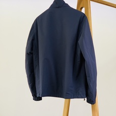 Tommy Hilfiger 汤米.希尔费格 2026FW早秋新品 双面穿立领夹克🥼一件拥有两种穿搭,实用性直接拉满。 Tommy Hilfiger 汤米.希尔费格 2026FW早秋新品 双面穿立领夹克🥼一件拥有两种穿搭,实用性直接拉满。