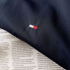 Tommy Hilfiger 汤米.希尔费格 2026FW早秋新品 双面穿立领夹克🥼一件拥有两种穿搭,实用性直接拉满。 Tommy Hilfiger 汤米.希尔费格 2026FW早秋新品 双面穿立领夹克🥼一件拥有两种穿搭,实用性直接拉满。