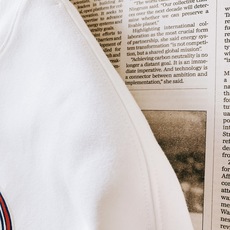 Moncler 蒙口 2026FW早秋新品 印花打底短袖T恤👕重磅高支棉质料子,摸上去软糯厚实,完全不是薄透廉价的面料, Moncler 蒙口 2026FW早秋新品 印花打底短袖T恤👕重磅高支棉质料子,摸上去软糯厚实,完全不是薄透廉价的面料,