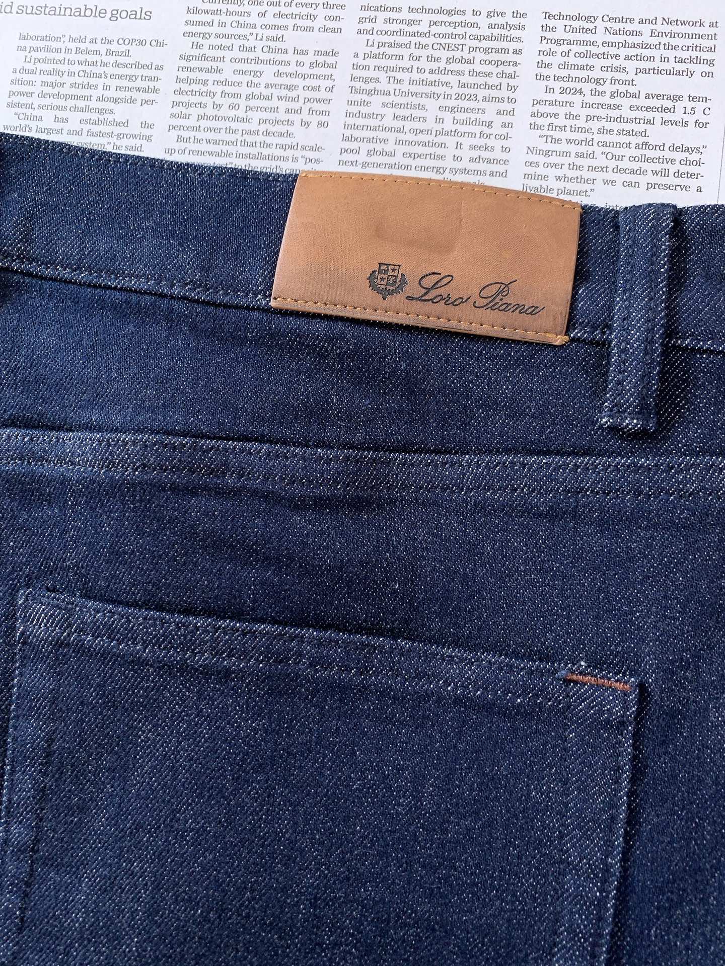 LoroPiana L.P FW早秋新品 原色牛仔长裤👖甄选高端混纺牛仔面料,保留原色靛蓝沉稳色泽,内里自带细腻磨毛质感 LoroPiana L.P FW早秋新品 原色牛仔长裤👖甄选高端混纺牛仔面料,保留原色靛蓝沉稳色泽,内里自带细腻磨毛质感
