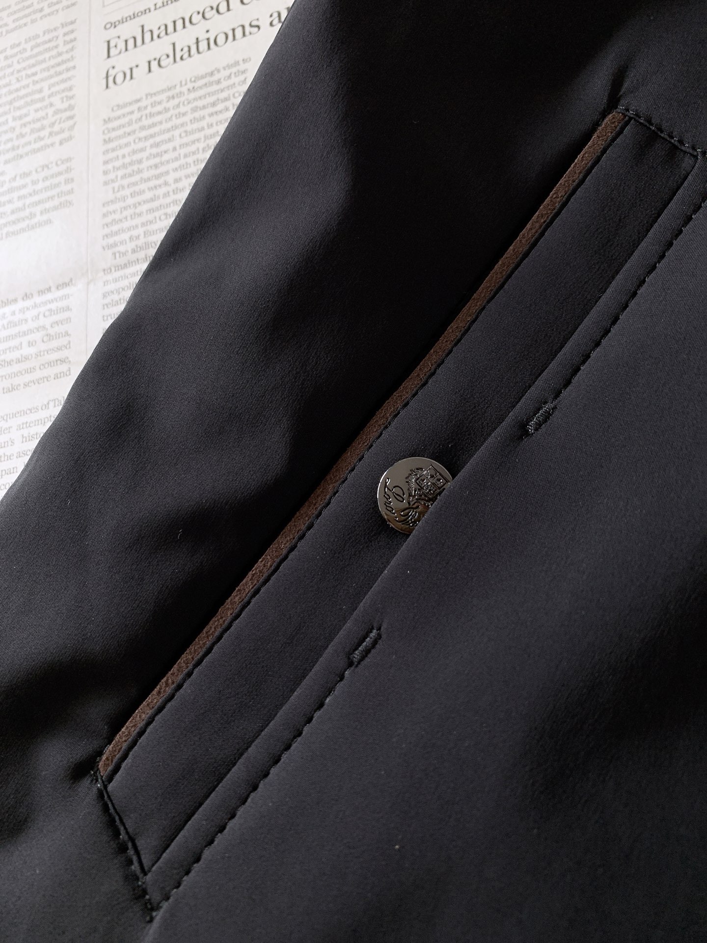LoroPiana L.P FW早秋新品 双面穿马甲🎽外层选用高密抗皱机能面料,手感细腻顺滑,具备不错的防风抗寒性能,挺 LoroPiana L.P FW早秋新品 双面穿马甲🎽外层选用高密抗皱机能面料,手感细腻顺滑,具备不错的防风抗寒性能,挺