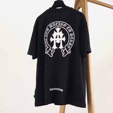 Chrome Hearts 克罗心 2026FW早秋新品 重工哥特式打底T恤👕高克重纯棉料子,手感扎实软糯,上身舒适度 Chrome Hearts 克罗心 2026FW早秋新品 重工哥特式打底T恤👕高克重纯棉料子,手感扎实软糯,上身舒适度
