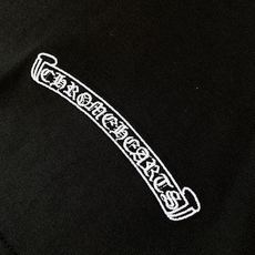 Chrome Hearts 克罗心 2026FW早秋新品 重工哥特式打底T恤👕高克重纯棉料子,手感扎实软糯,上身舒适度 Chrome Hearts 克罗心 2026FW早秋新品 重工哥特式打底T恤👕高克重纯棉料子,手感扎实软糯,上身舒适度